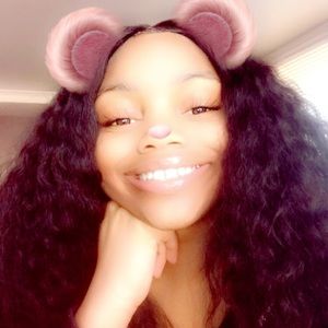 Meet your Posher, Shamya